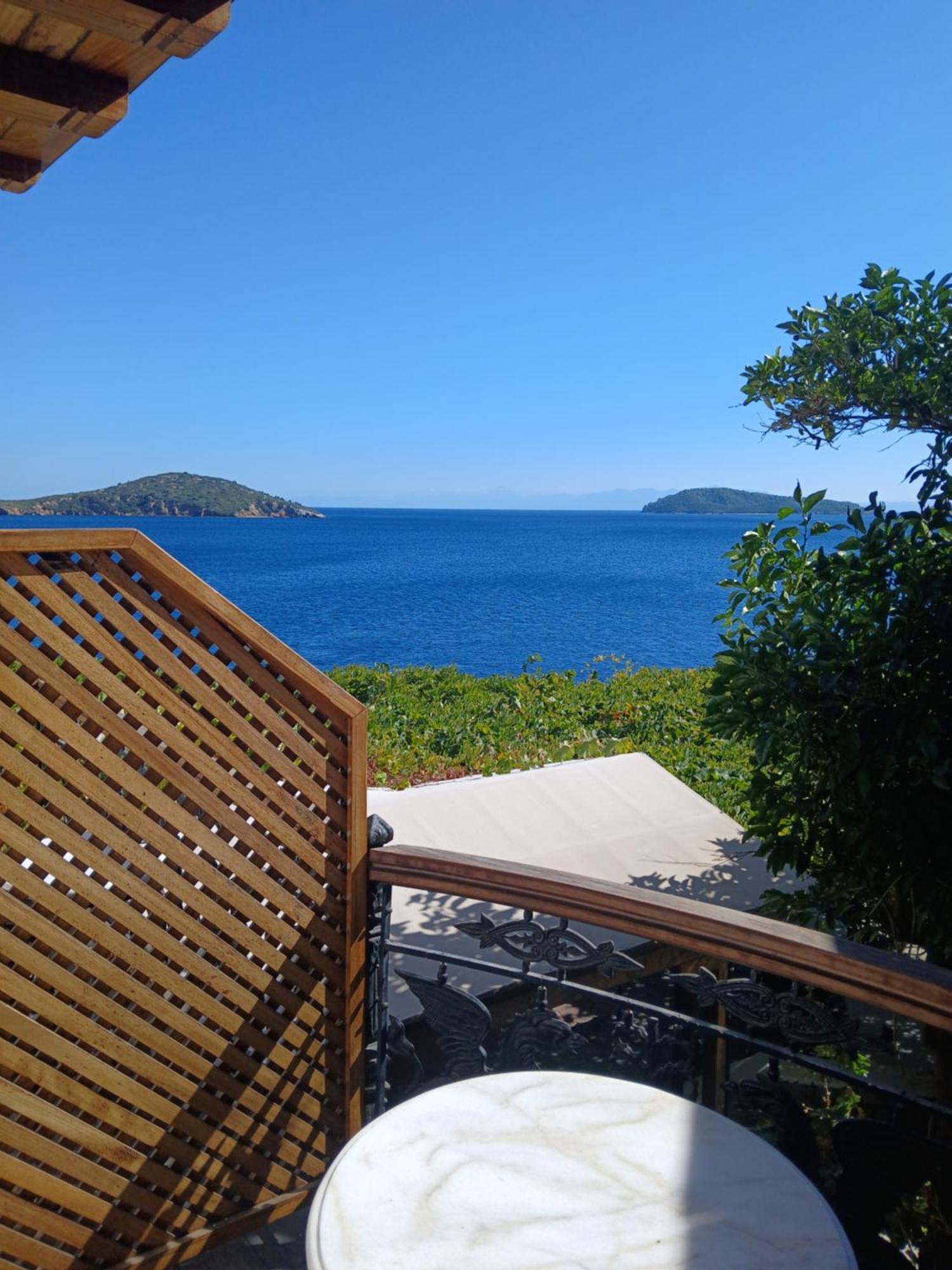 Hotel Villa Orsa Skiathos Town Exterior photo